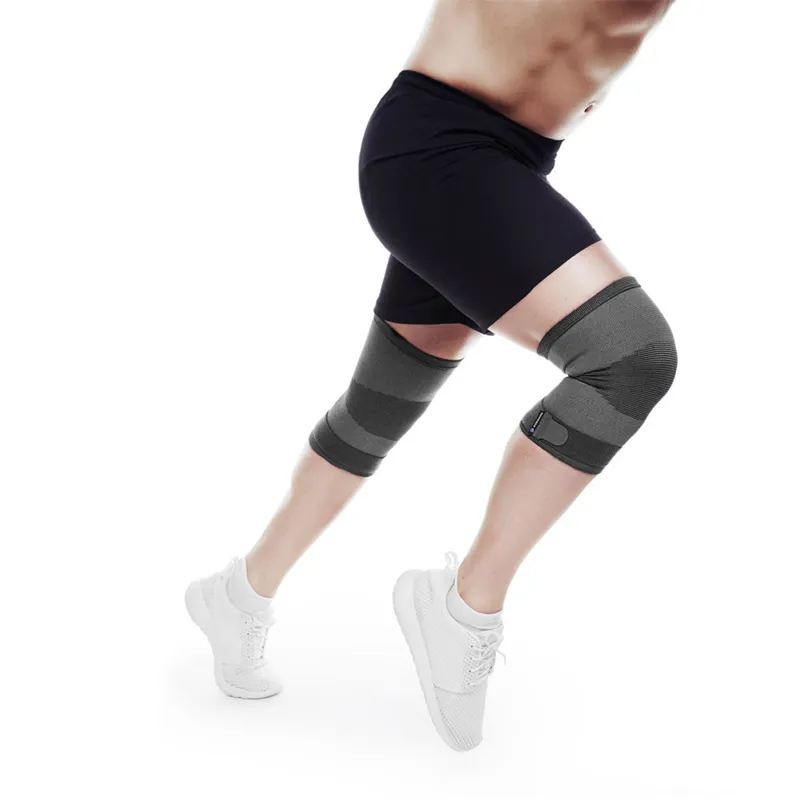 Fitness Mad QD Knitted Knee Sleeve Grey-3